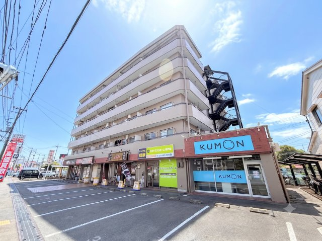 ◆住宅ローンのご相談や周辺環境のご案内も含め、ローンに詳しい、地元に詳しいスタッフがお出迎えさせていただきます。お気軽にご相談ください。