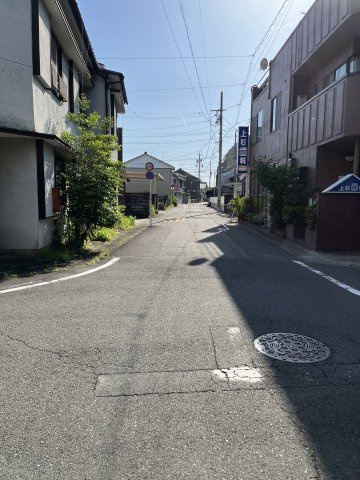 北側道路　東から