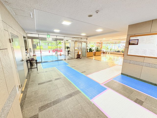 共用部分（エントランス）の写真です。