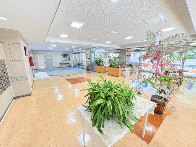 共用部分（ラウンジ）の写真です。