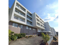 スプリングハイツ伊東の外観