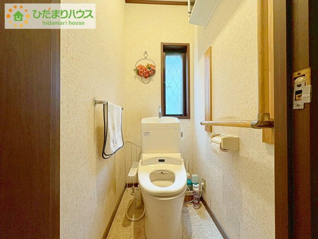 1・2階にトイレあり。階段を降りなくてもいいので、高齢者の方も優しい☆彡