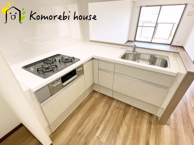 キッチンでお料理をお楽しみください