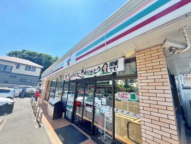 セブンイレブン向原店