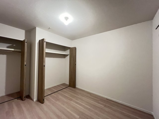 洋室5.6帖　クローゼット付き