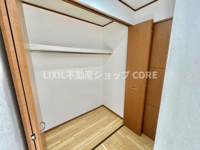 全居室に収納を完備しておりますので、居室の全空間を有効活用出来ます。　