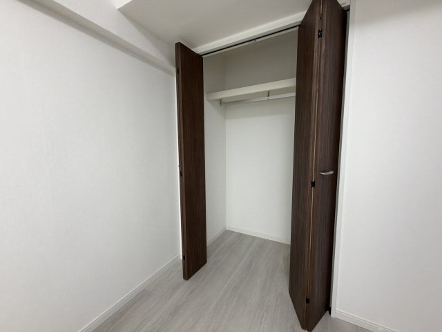 【新設】収納タップリのワイドクローゼット付きです。