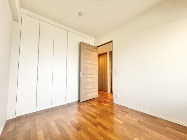 約6帖の洋室です。