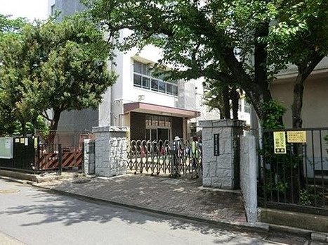 横浜市立上菅田中学校まで徒歩9分です。