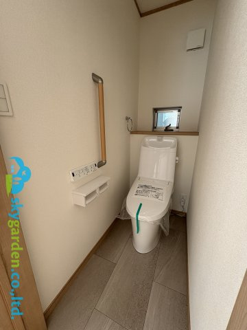 シンプルで使いやすいトイレです