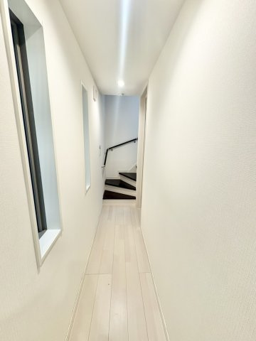1F玄関ホール