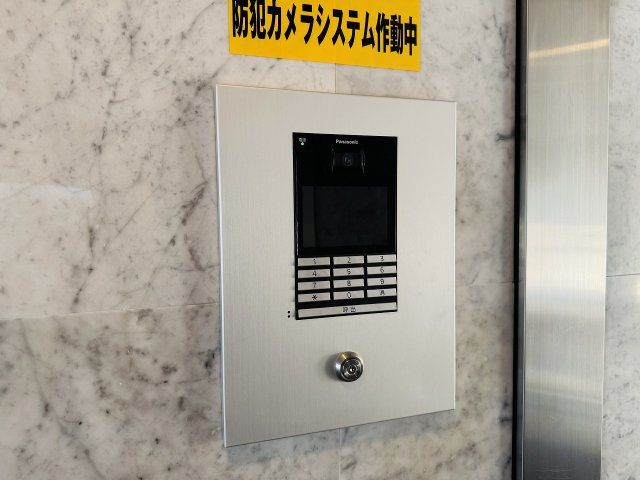 ～オートロック付き、防犯性も安心です～
