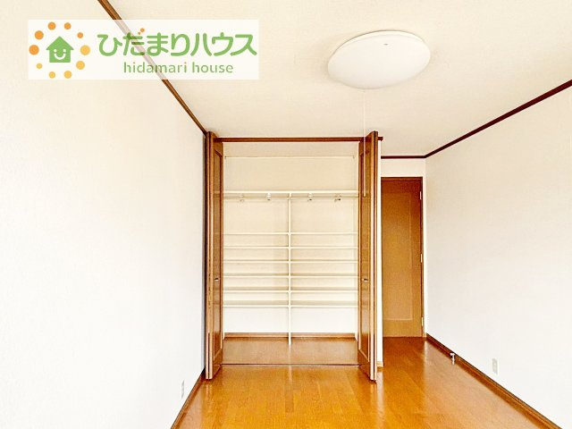 全室にクローゼットが付いていて、お部屋の住空間もスッキリ広々使えそうです(^^)