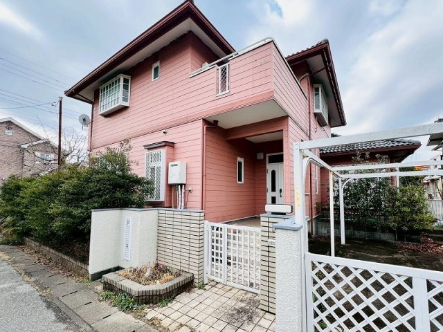 趣のある佇まいで落ち着いた雰囲気が魅力。