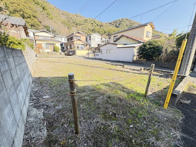 静かな住環境で、利便性の高い立地です。