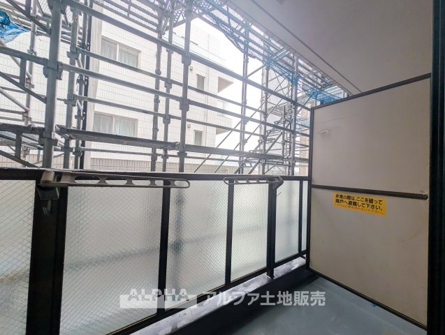 【Open　Balcony】　◆バルコニー◆DKや洋室側から出入りできるバルコニー。洗濯物を干すなど、毎日の家事に活用できます。