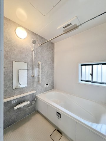 【渋川市石原348番　新築住宅　A号棟の浴室】