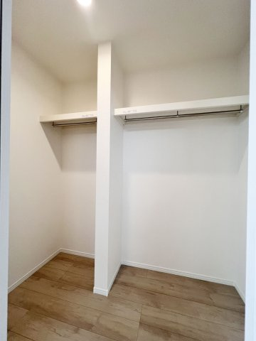 【渋川市石原348番　新築住宅　A号棟の収納】