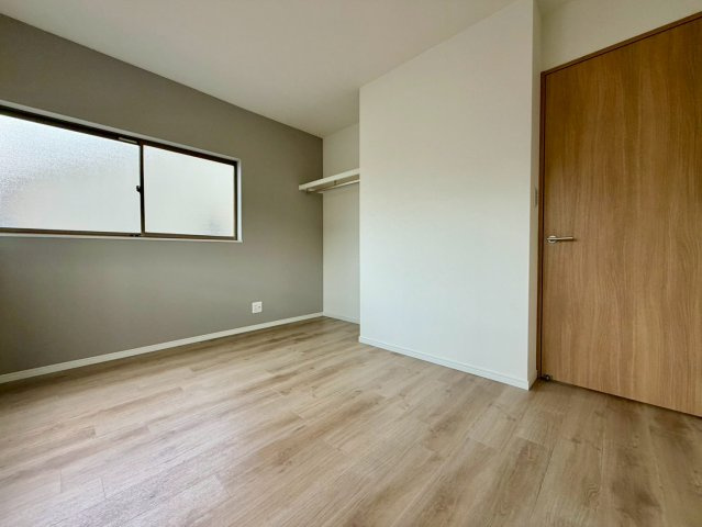 全居室収納付きのお部屋です！