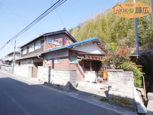 外観：328000490212