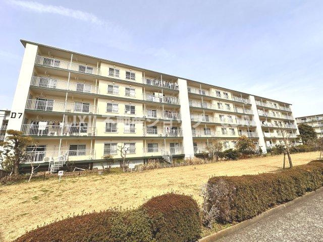 閑静な住宅地で子育て家族にピッタリ。ゆとりある住環境が整っています。