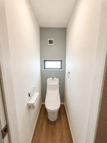 ゆったりとした空間のトイレです