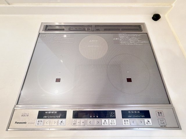 3口IHクッキングヒーター