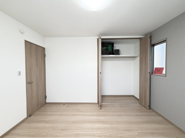 洋室7帖　収納付き
