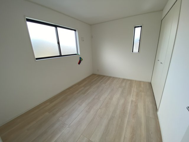 同施工　■□■居室の写真です■□■　　使い勝手の良い間取りなので、ご家族の状況の変化にも耐えられますね。