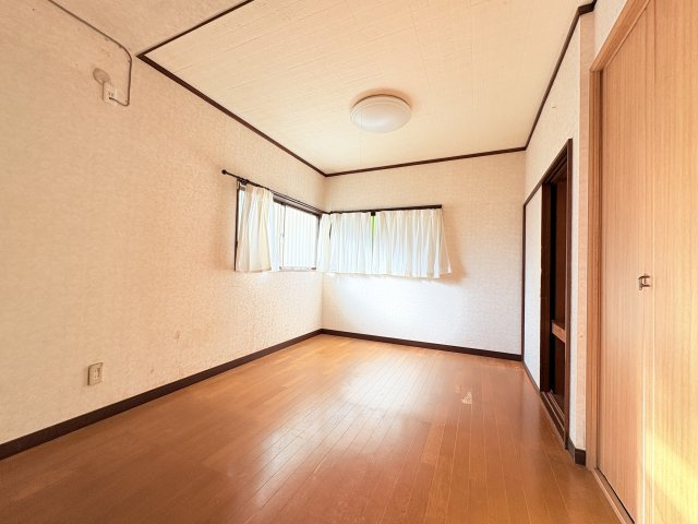 洋室