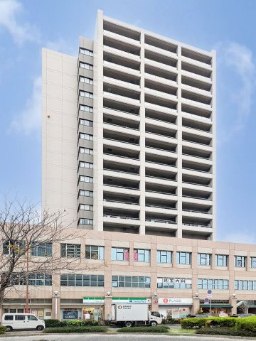 JR「西宮」駅　徒歩1分。通勤通学に便利な「駅近」です。　フレンテ西宮直結で、毎日のお買い物もスムーズ。