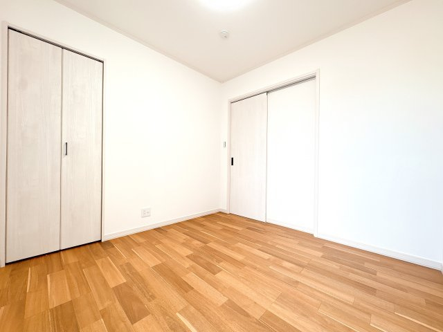 2Ｆ中部屋の別角度になります♪