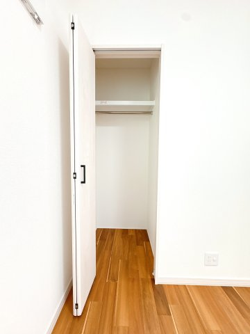 2Ｆ中部屋の別角度になります♪