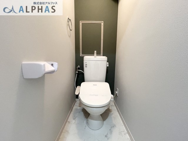 ◆清潔感のある洗浄便座付きトイレです♪