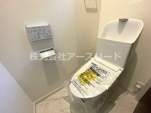 【トイレ】トイレは2箇所あるので取り合いになる心配無し！　詳細はぜひお問い合わせください！