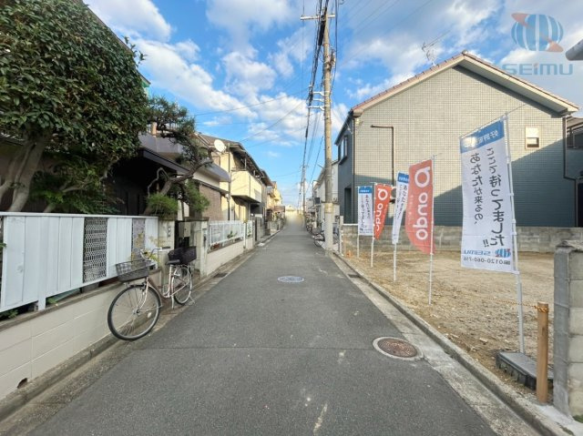 【前面道路含む現地写真】　物件の詳細や現地見学については、お気軽にお問い合わせください。