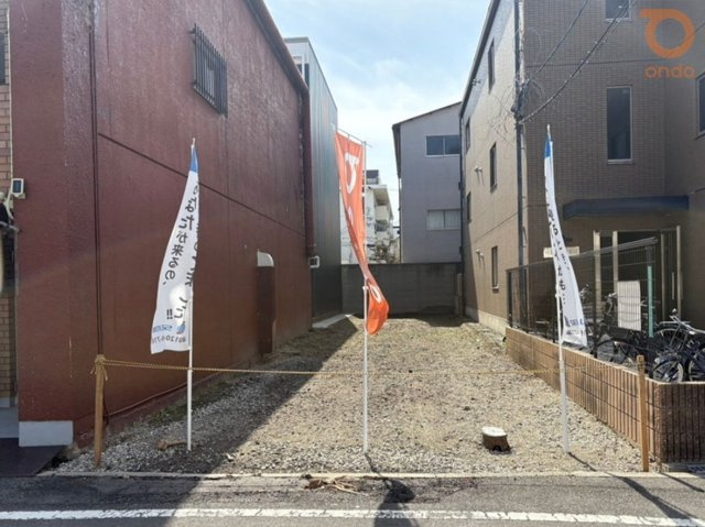 【現地写真】人気の2階建て建築が可能◎　■前面道路8ｍの幅員で開放感◎複数沿線利用可能！