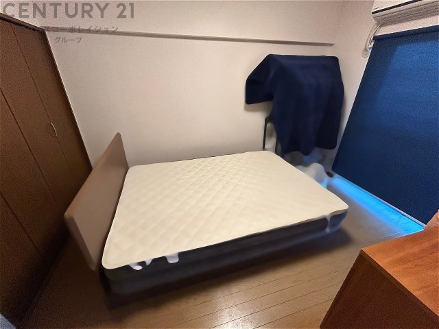 リラックスできるプライベート空間で、快適な睡眠をサポート。個人の好みに合わせたインテリアや寝具で心地良さを追求。プライベートな時間を過ごし、リフレッシュする場所におすすめです。