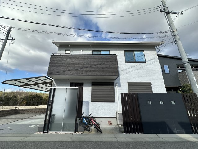 外観：328000585537