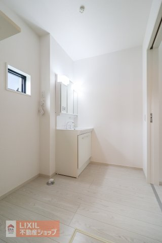 【Erde真岡市下高間木2期 1号棟の脱衣場】