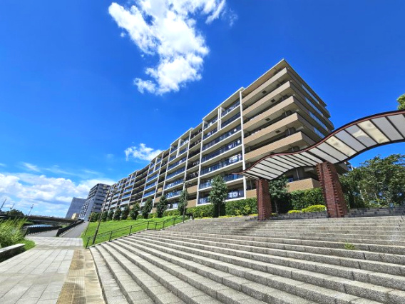 外観：311002279442