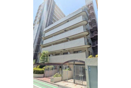 アゼリアコートの外観