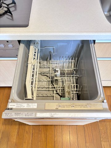 食器洗浄乾燥機　→　後片付けの時間を短縮し、家族との時間を増やせます
