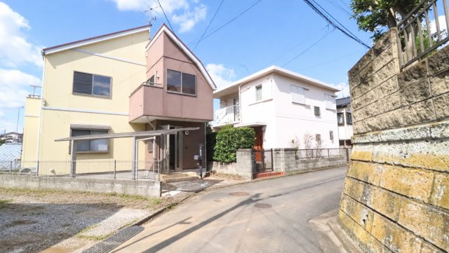 静かな前面道路が守る、穏やかな暮らし　