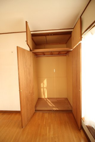【渋川市金井　中古一戸建住宅の収納】