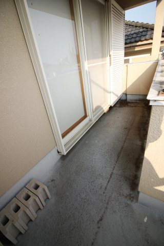 【渋川市金井　中古一戸建住宅のバルコニー】