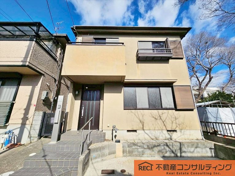 外観：328000621017