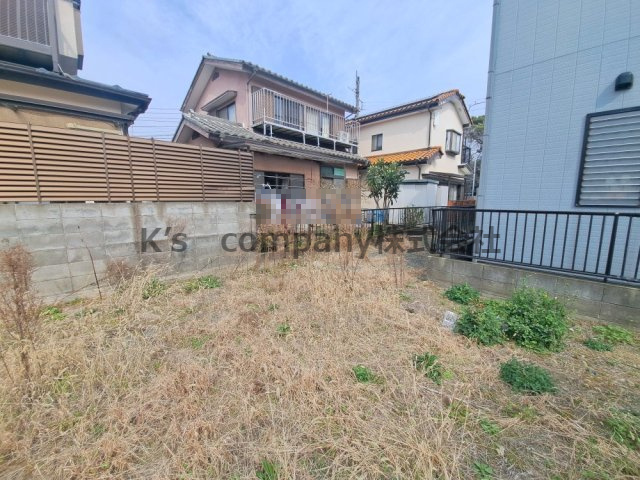 敷地側から専用通路への入り口◇