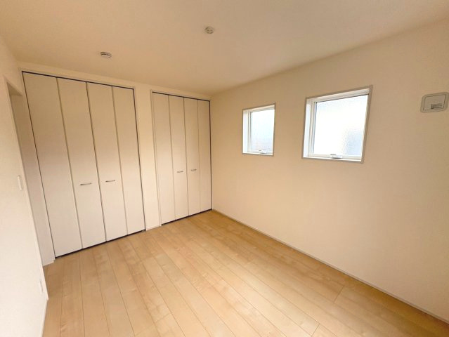 収納が豊富で、暮らしやすさに配慮した間取りです。