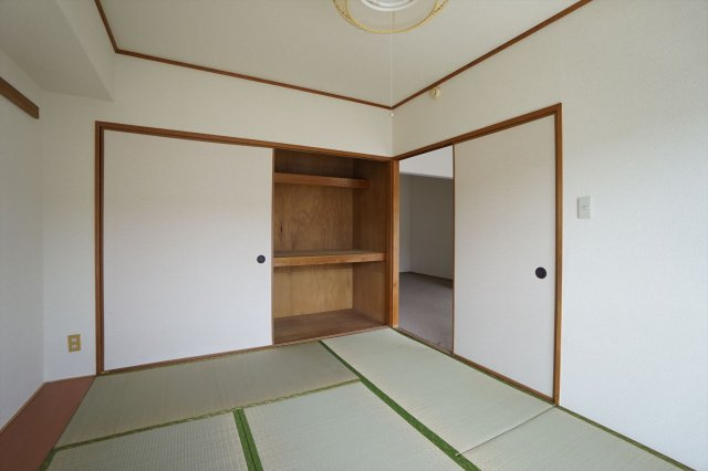 来客や子供用のスペースとして活躍します
